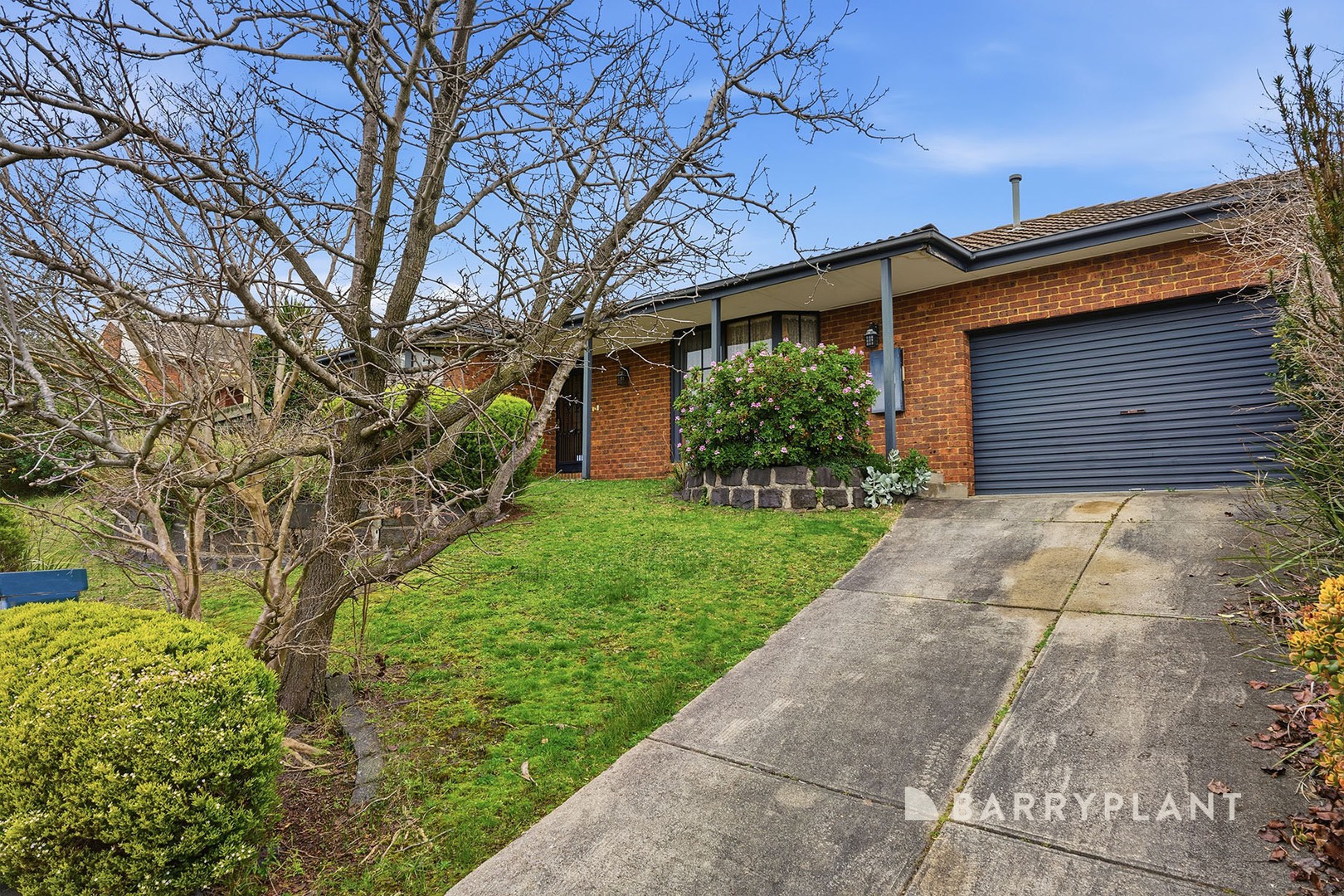 11 Cornus Court, Narre Warren, VIC 3805 - Thumbnail 2 - 01/09/2026
