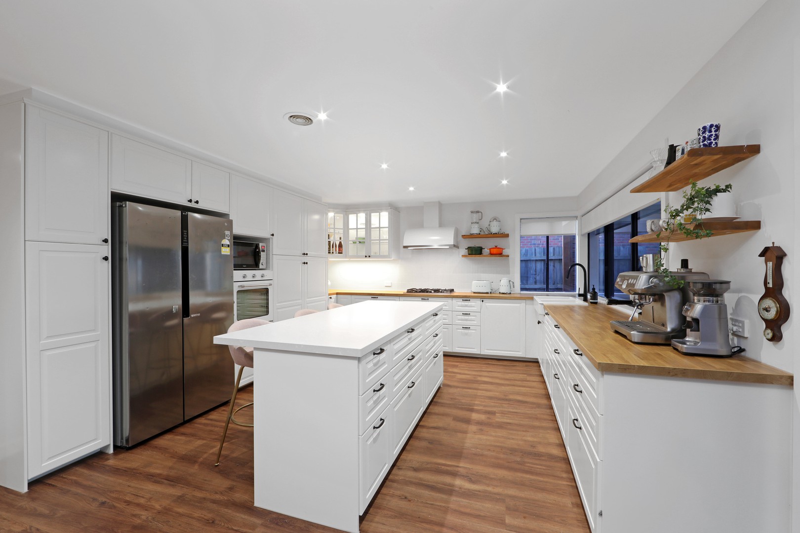 11 Cremin Court, Rowville, VIC 3178, Rowville - Thumbnail 3