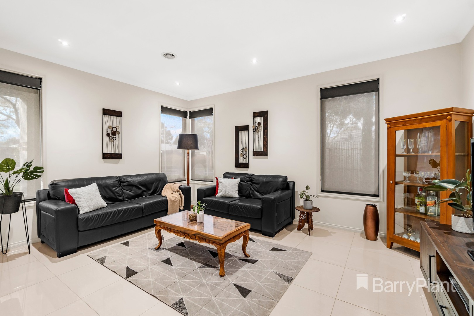 11 Crimson Crescent, Epping, VIC 3076, Epping - Thumbnail 2