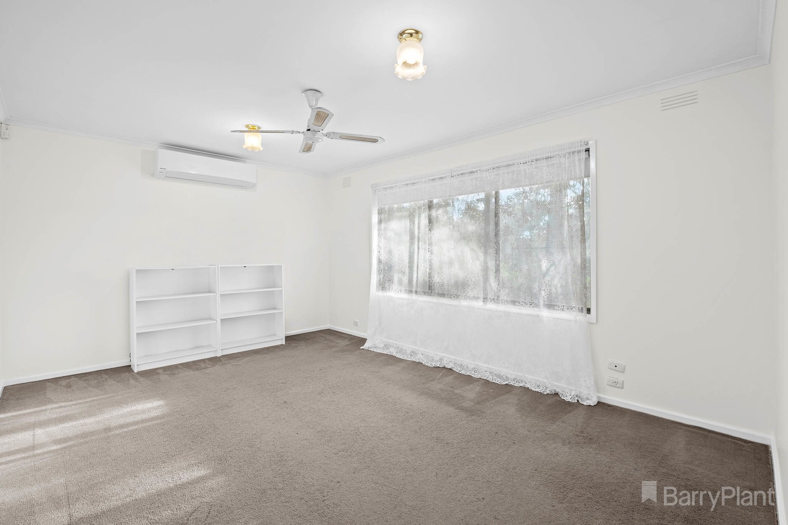 11 Cunningham Crescent, Pakenham, VIC 3810, Pakenham - Thumbnail 3