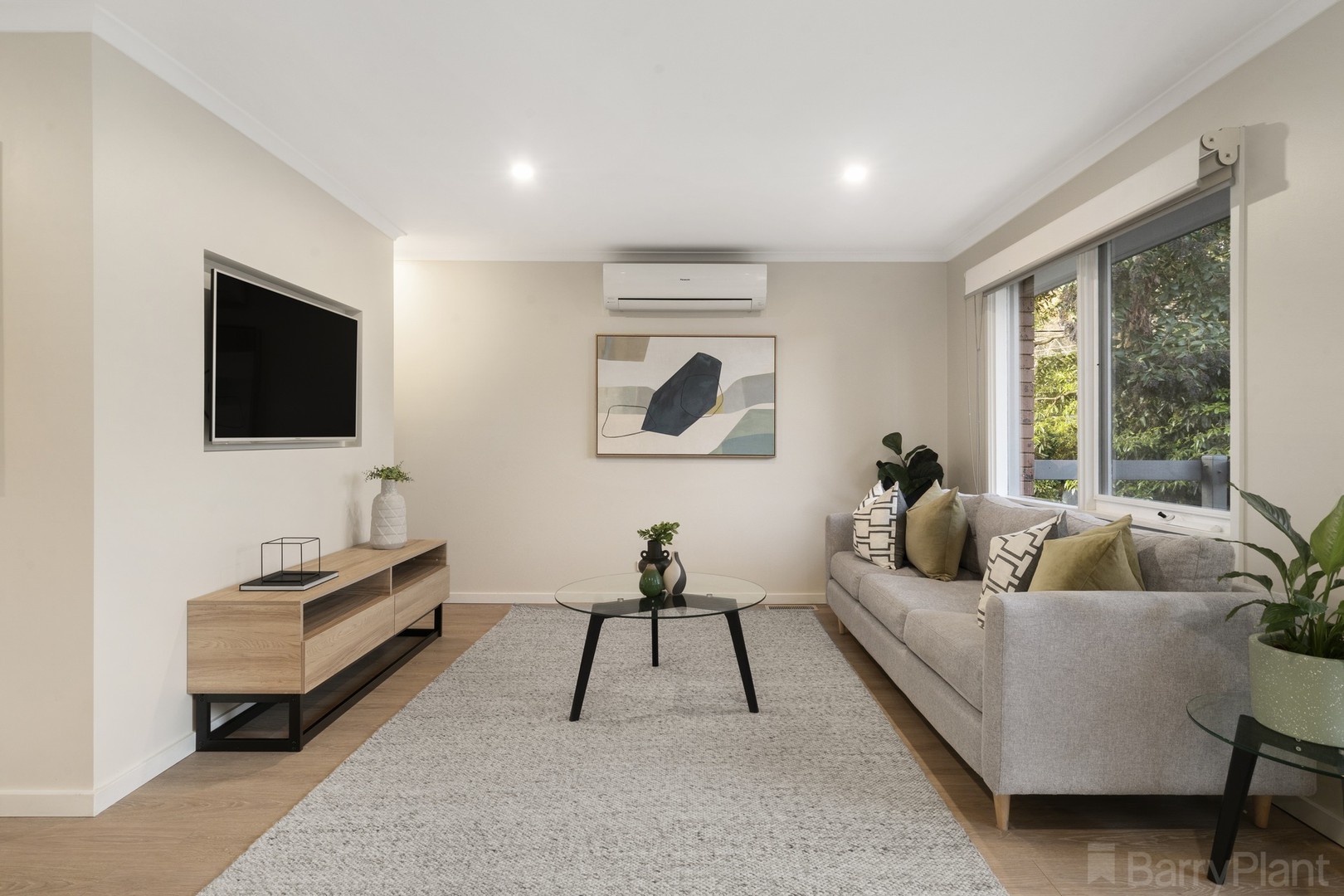 11 Danielle Crescent, Heathmont, VIC 3135, Heathmont - Thumbnail 2