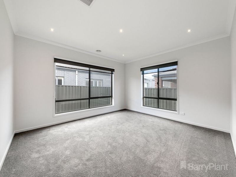 11 Danube Road, Clyde, VIC 3978, Clyde - Thumbnail 6