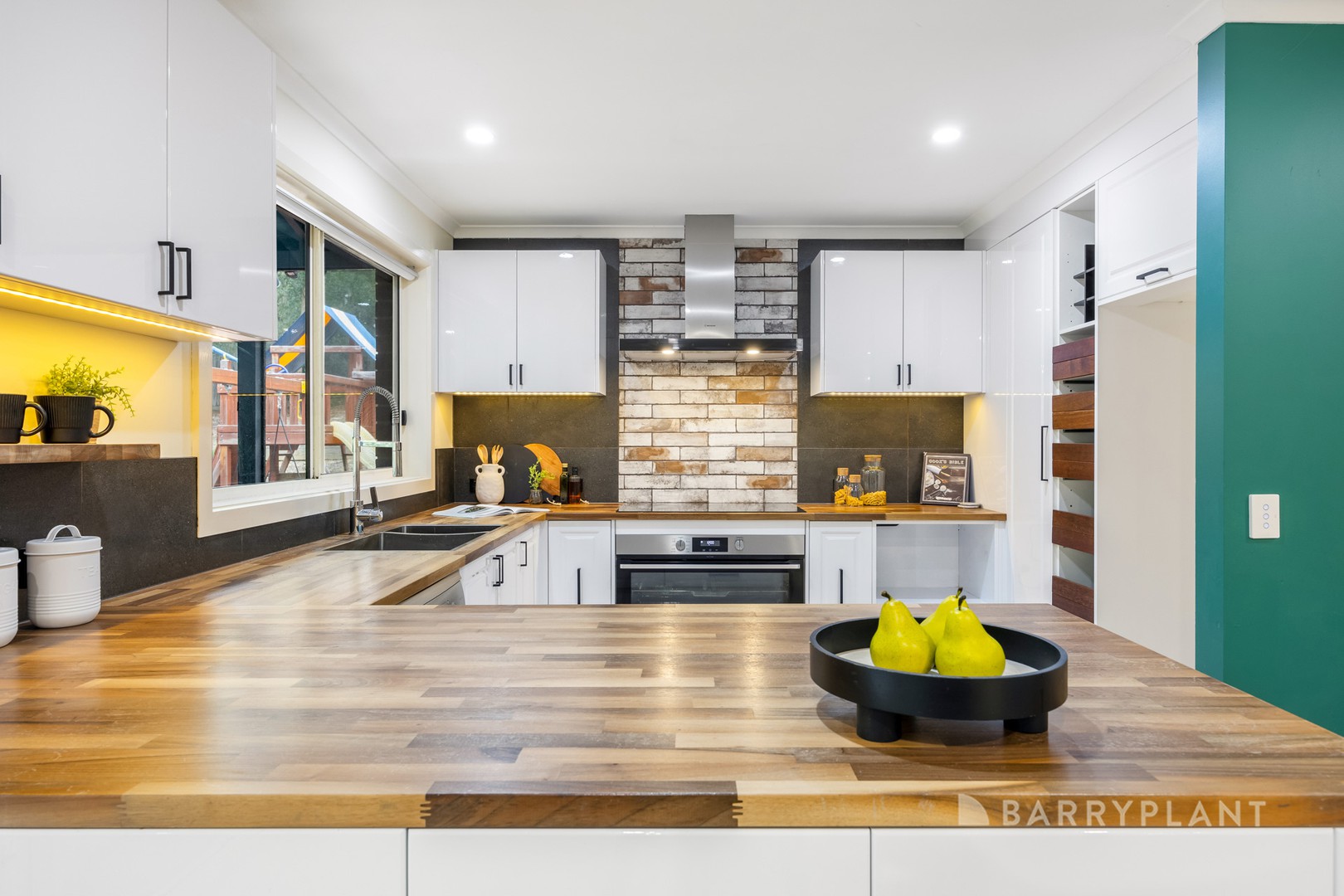 11 Darriwell Drive, Mount Helen, VIC 3350, Mount Helen - Thumbnail 5