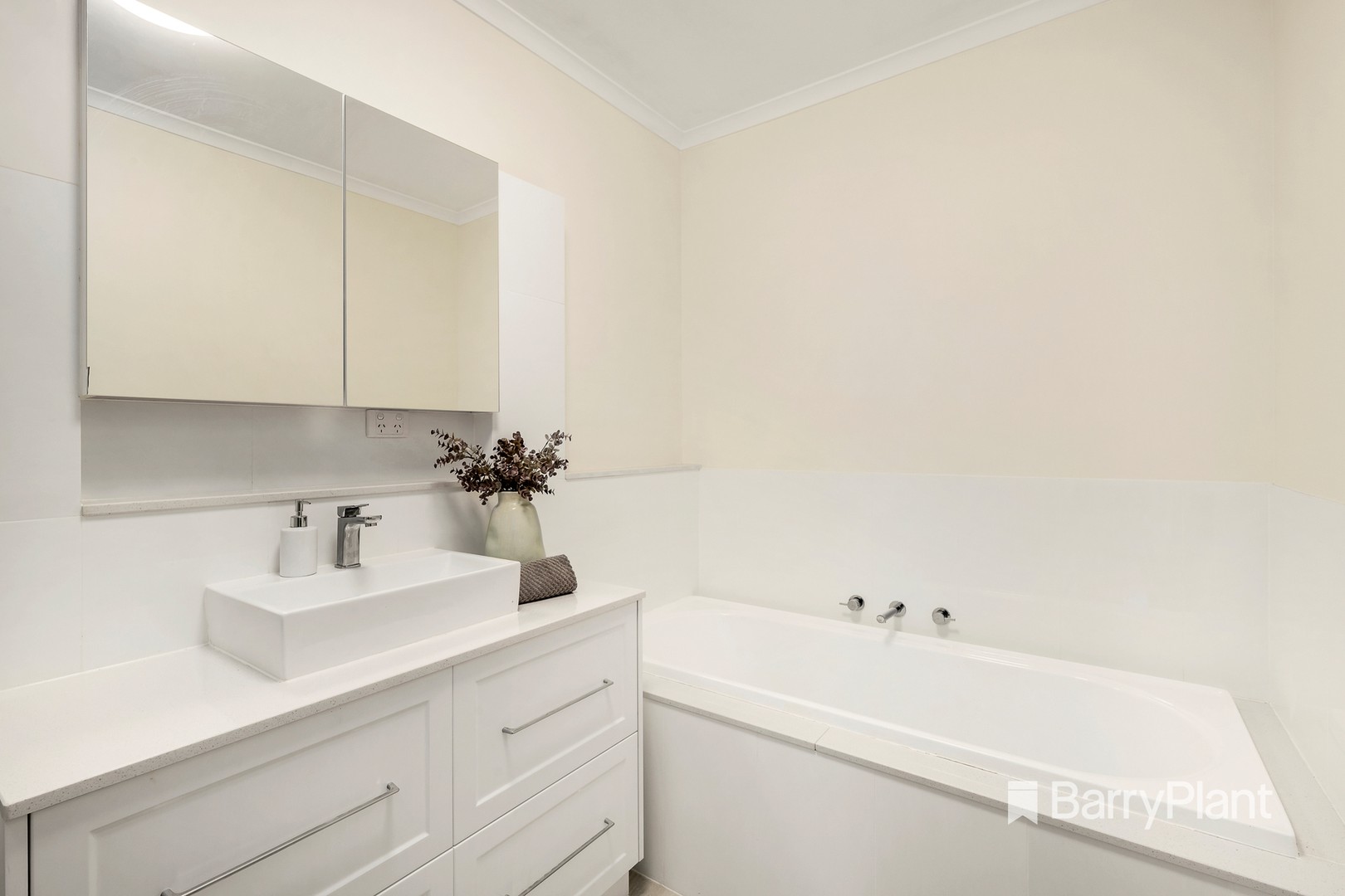 11 Deschamps Avenue, Lilydale, VIC 3140, Lilydale - Thumbnail 6
