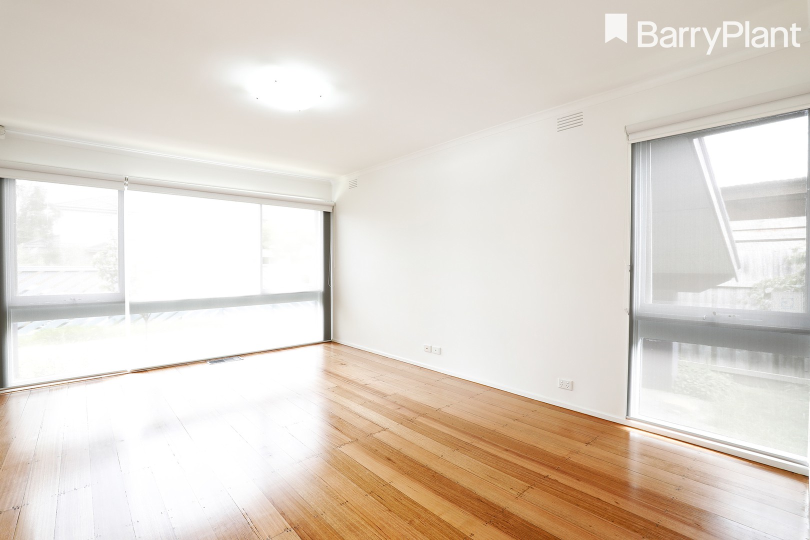 11 Downs Road, Seaford, VIC 3198, Seaford - Thumbnail 7