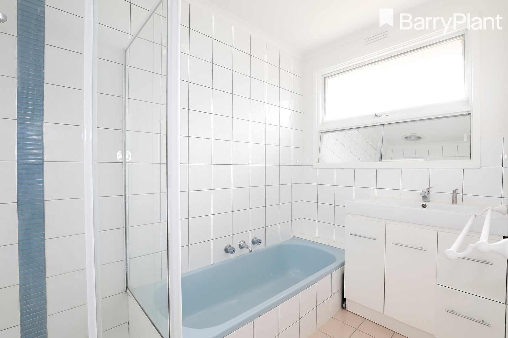 11 Downs Road, Seaford, VIC 3198, Seaford - Thumbnail 8