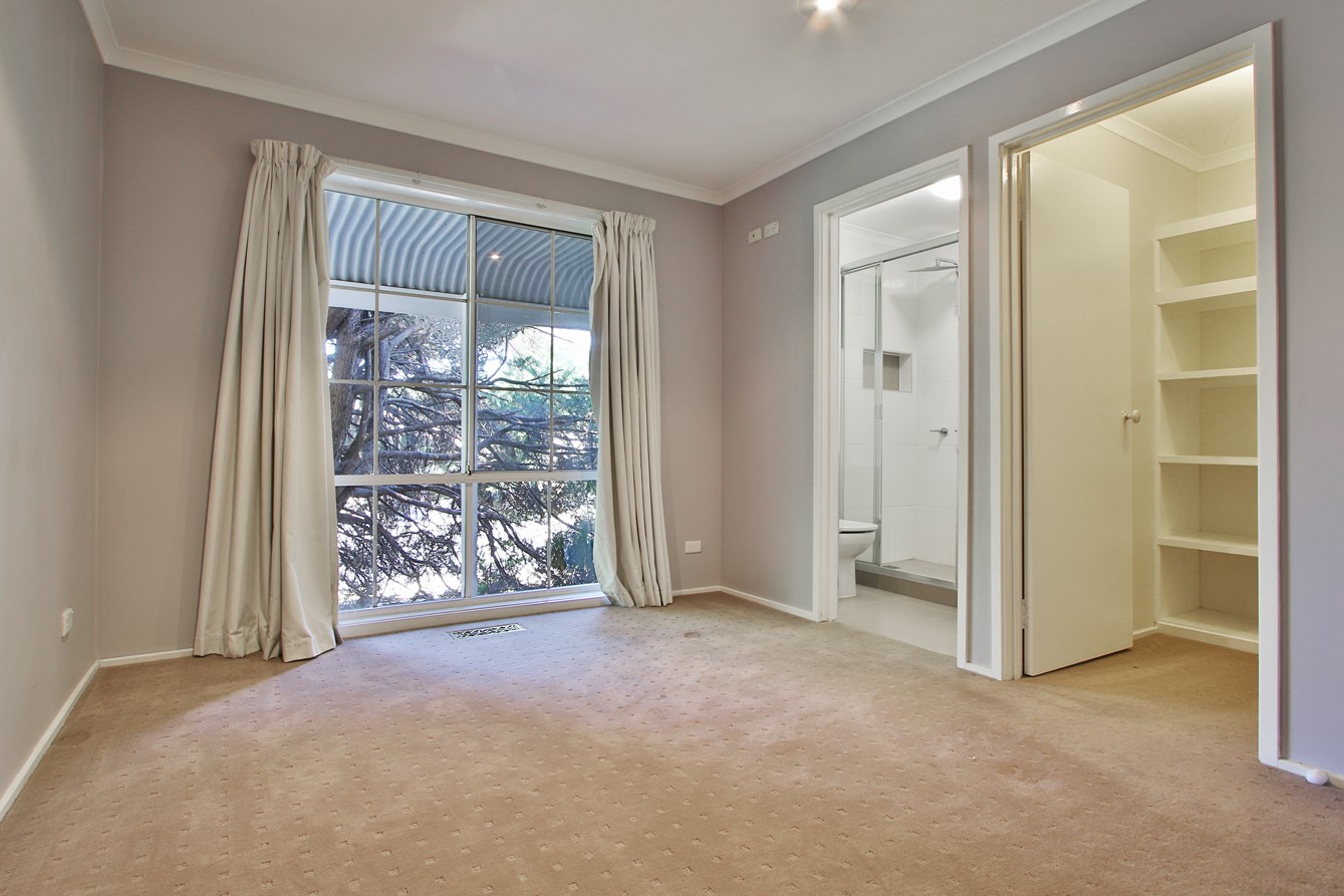 11 Drysdale Place, Mooroolbark, VIC 3138, Mooroolbark - Thumbnail 4