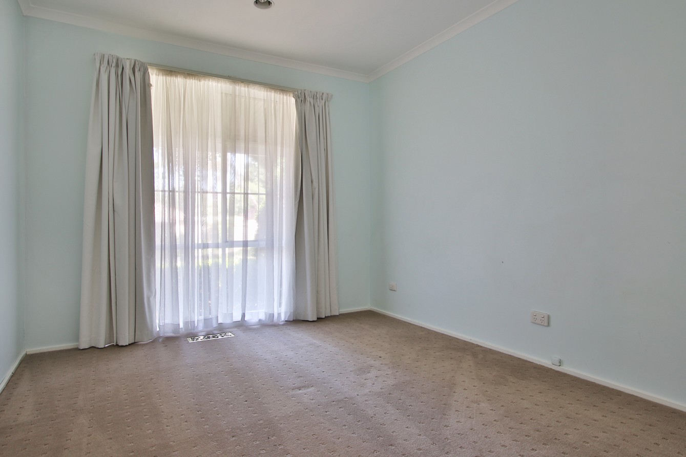 11 Drysdale Place, Mooroolbark, VIC 3138, Mooroolbark - Thumbnail 5