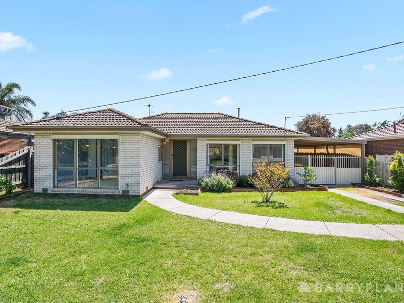 11 Dunbarton Avenue, Hoppers Crossing, VIC 3029 - Image - 10/12/2025