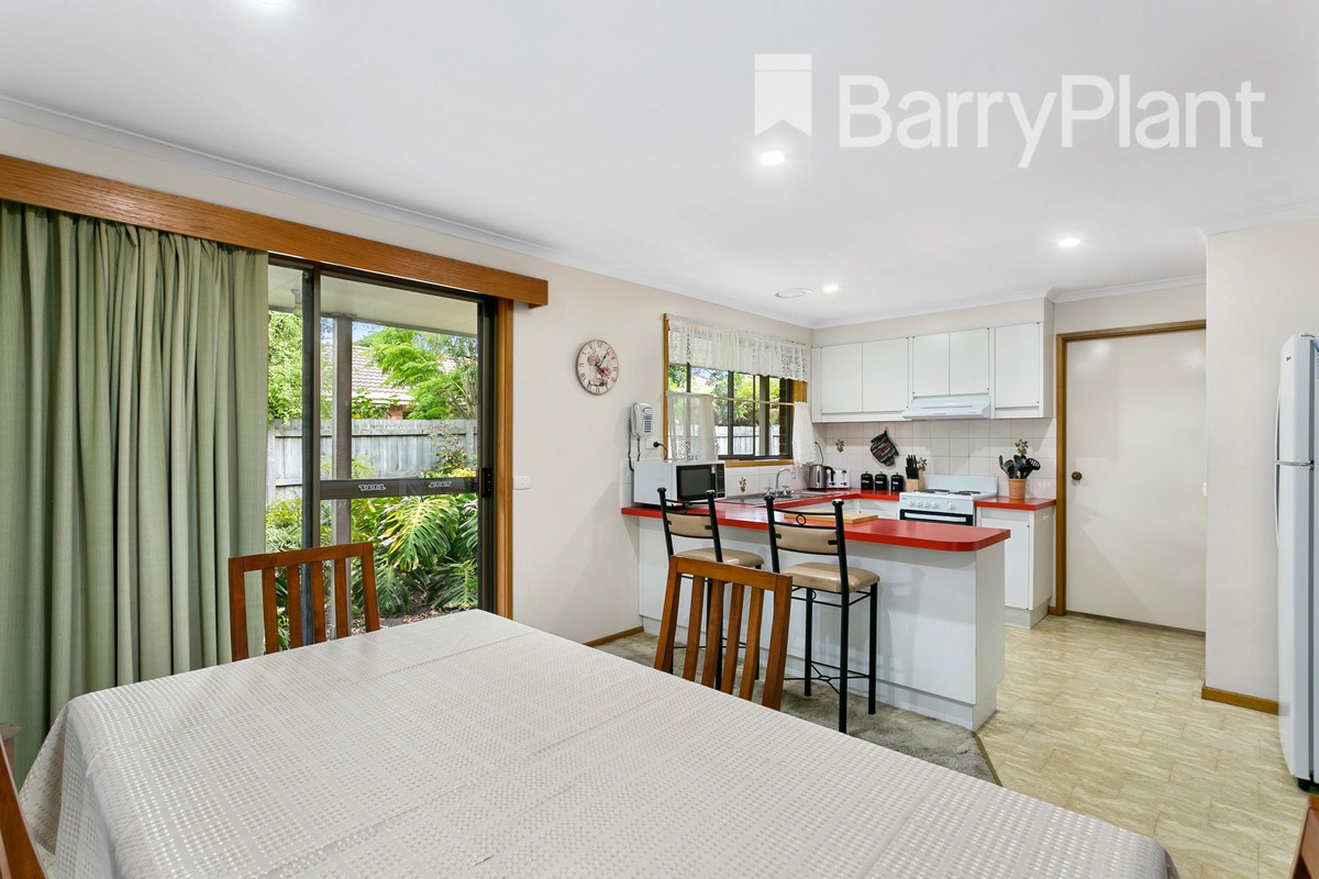 11 Dunsmuir Drive, Rosebud, VIC 3939 - Thumbnail 2 - 01/12/2021