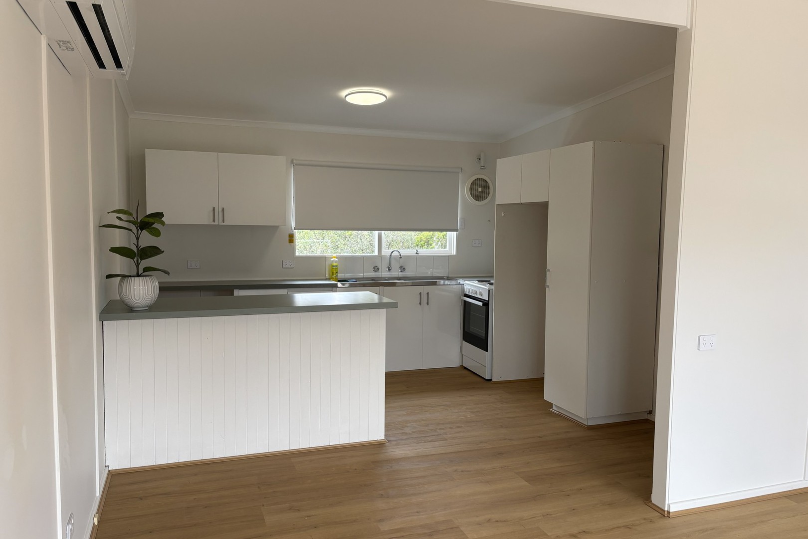 11 Duntroon Avenue, Rye, VIC 3941 - Thumbnail 2 - 10/12/2025