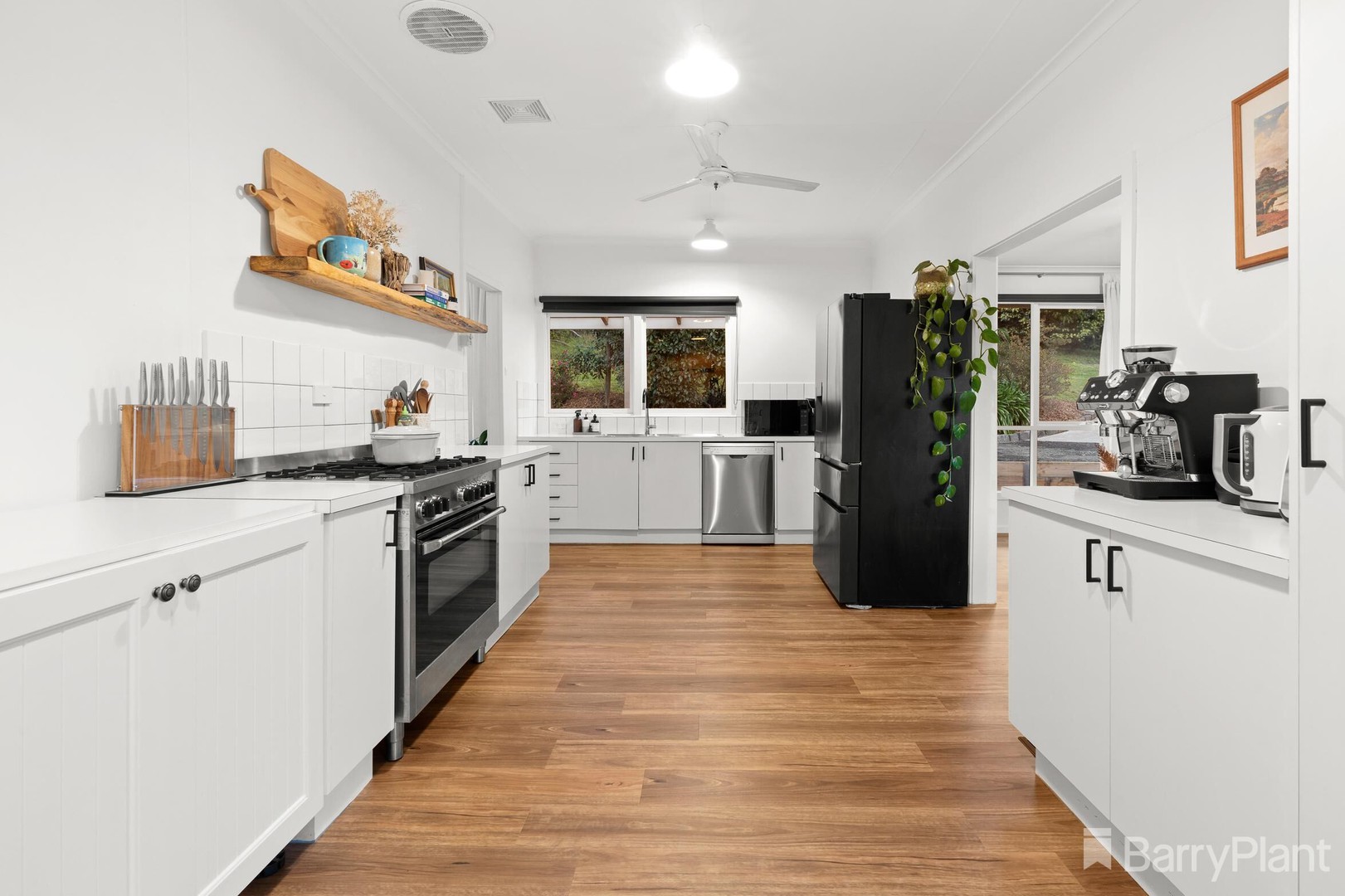 11 Edmunds Road, Cockatoo, VIC 3781, Cockatoo - Thumbnail 5