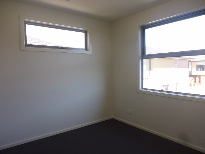 11 Emica Parade, Knoxfield, VIC 3180, Knoxfield - Thumbnail 6