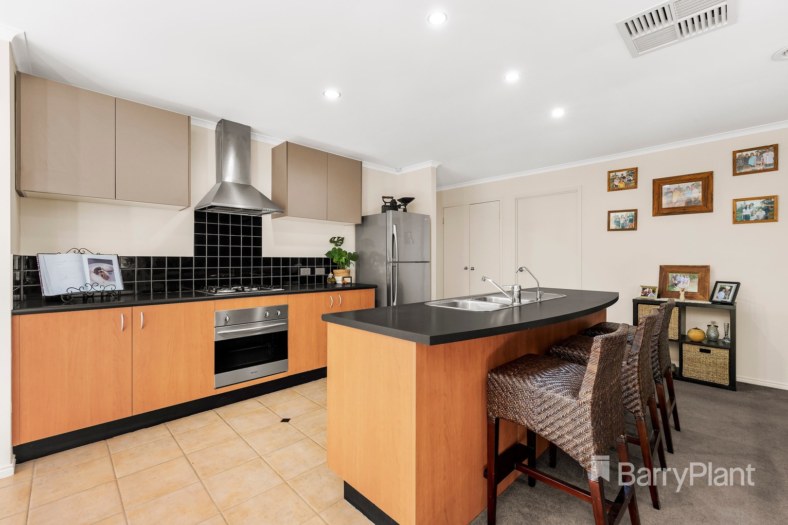 11 Evergreen Drive, South Morang, VIC 3752, South Morang - Thumbnail 3