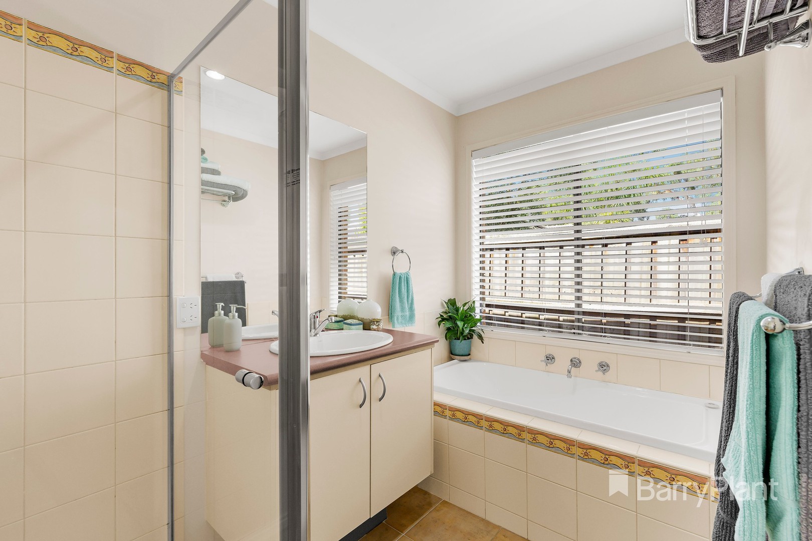 11 Evergreen Drive, South Morang, VIC 3752, South Morang - Thumbnail 7