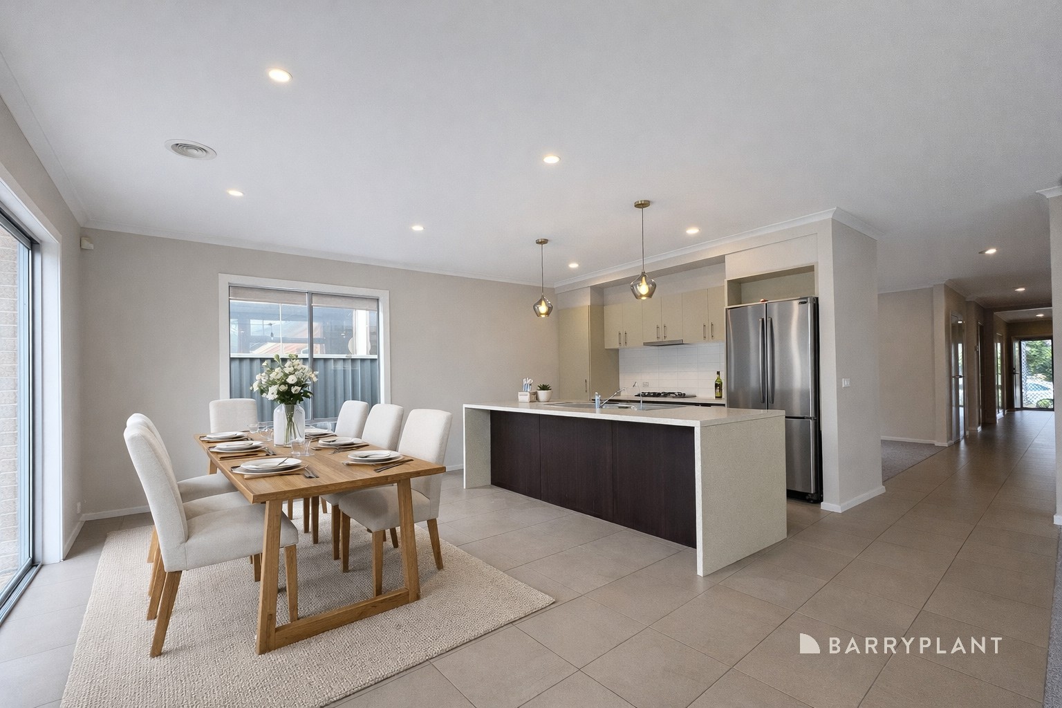 11 Everly Circuit, Pakenham, VIC 3810 - Thumbnail 2 - 30/07/2025