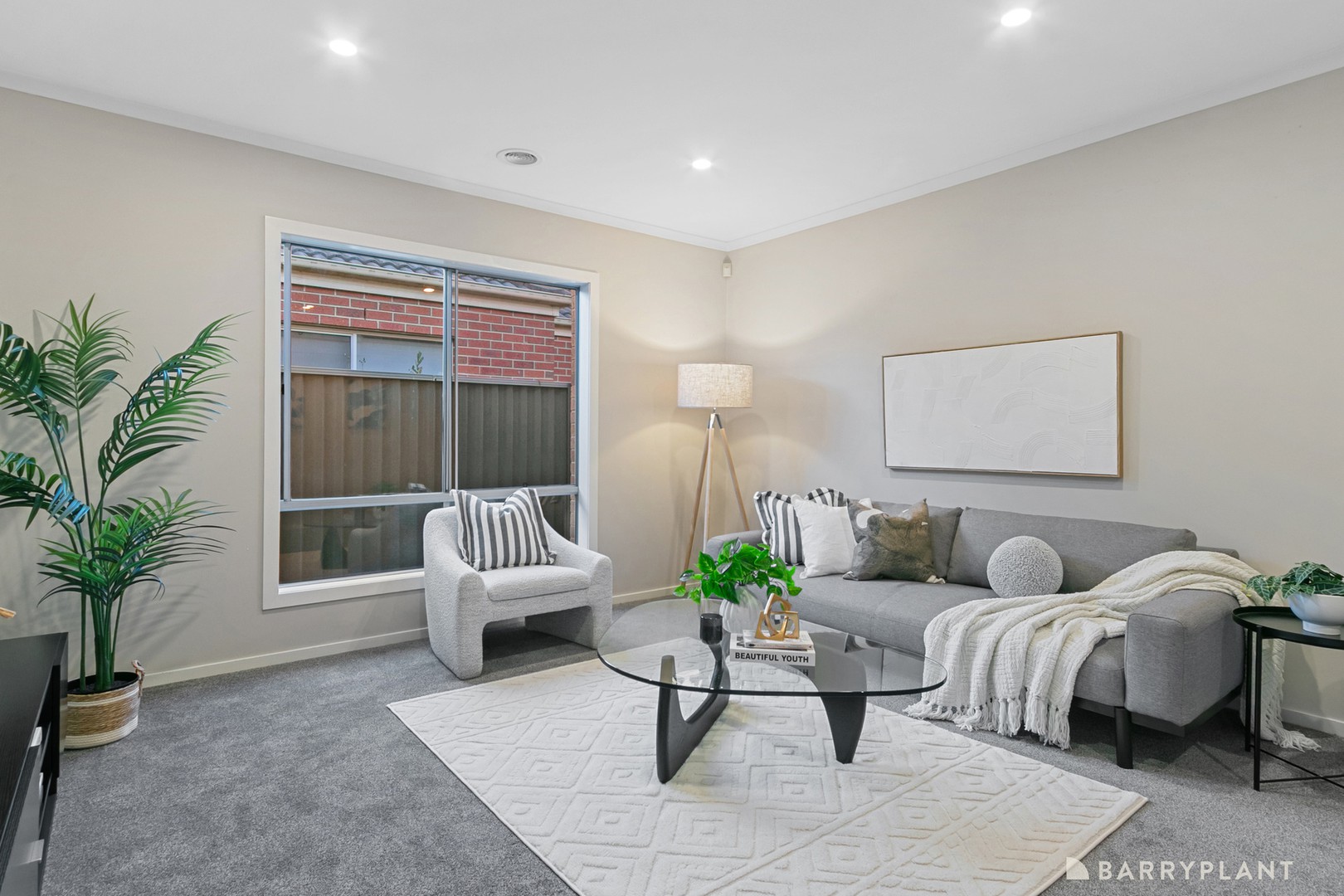 11 Everly Circuit, Pakenham, VIC 3810 - Thumbnail 2 - 30/10/2025