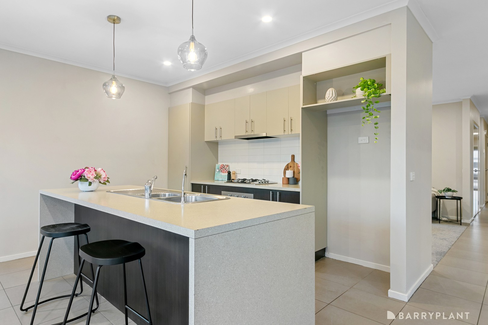 11 Everly Circuit, Pakenham, VIC 3810, Pakenham - Thumbnail 3