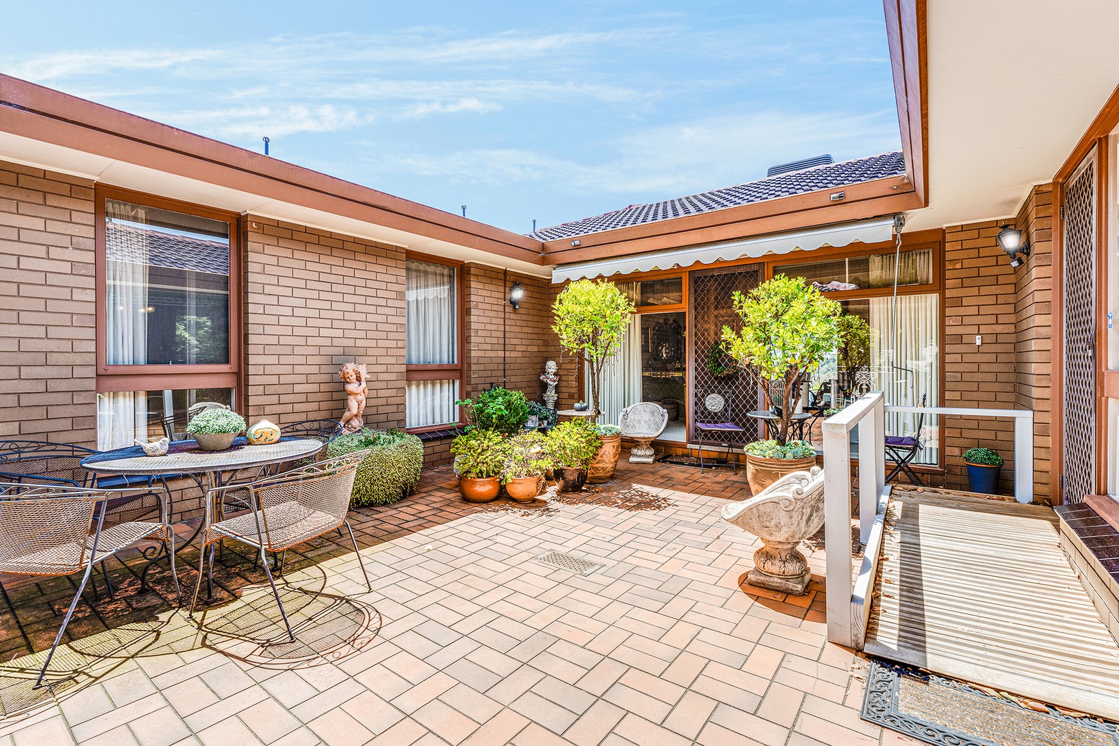 11 Fernhill Drive, Highton, VIC 3216, Highton - Thumbnail 3