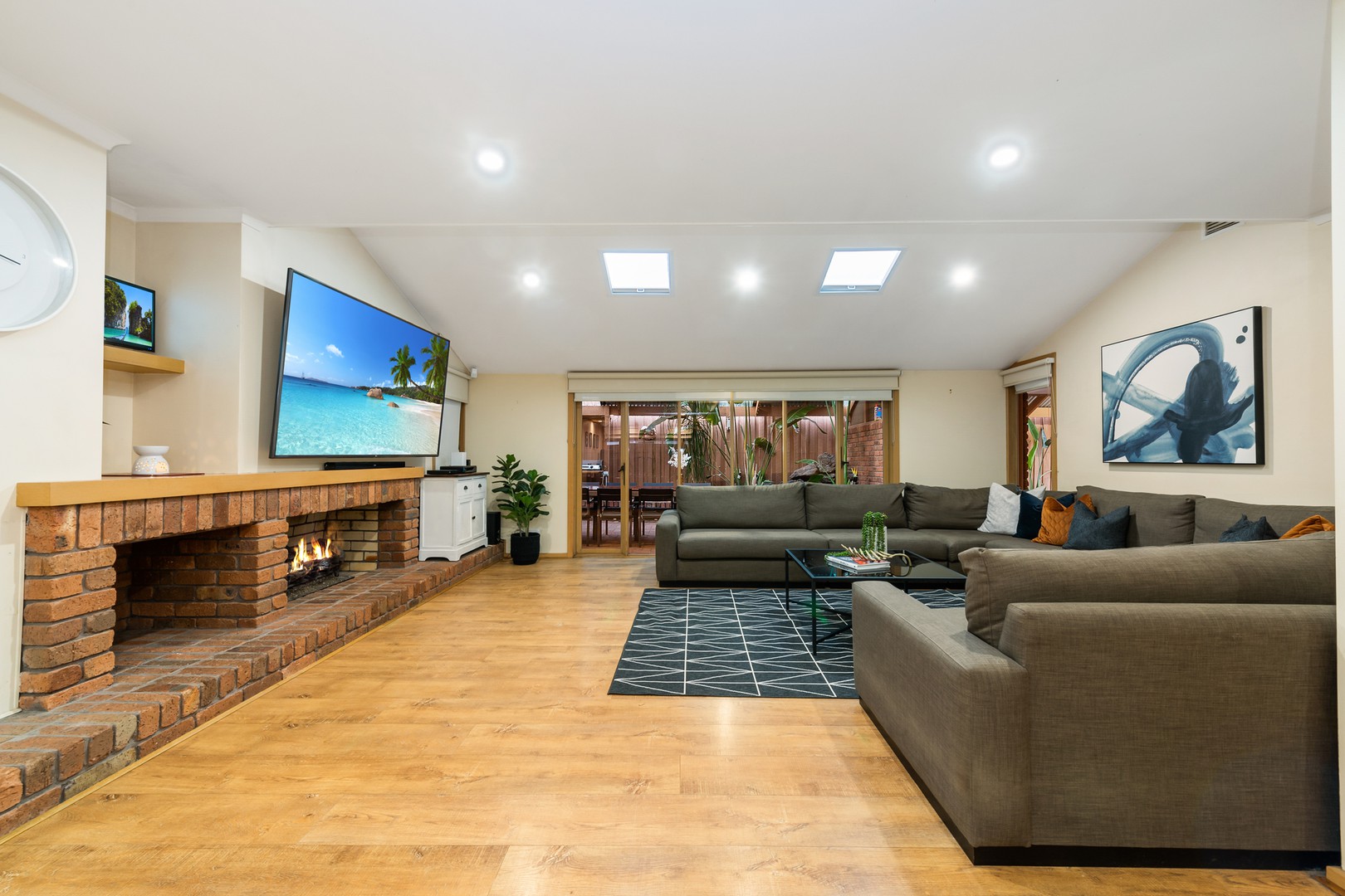 11 Flemming Court, Keilor, VIC 3036, Keilor - Thumbnail 5