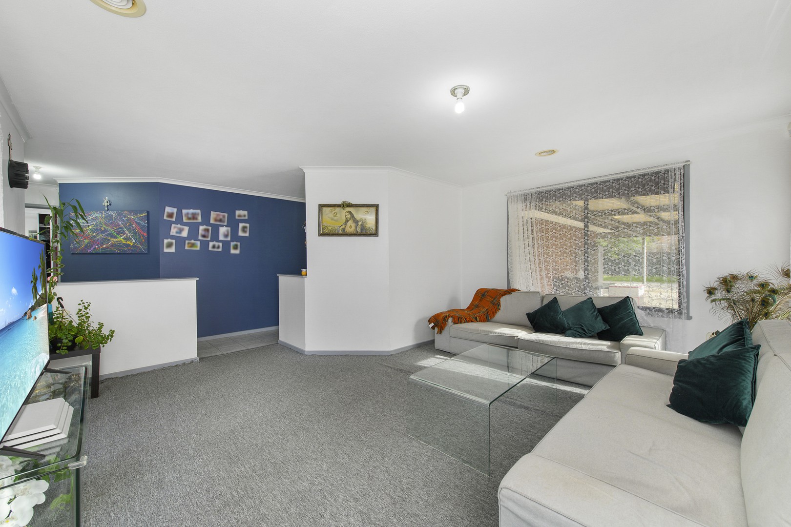 11 Flintoff Avenue, Burnside, VIC 3023, Burnside - Thumbnail 3