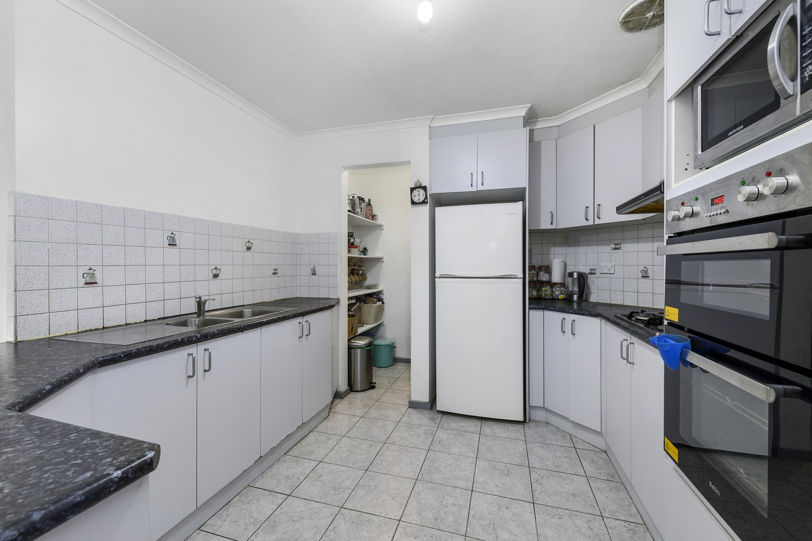 11 Flintoff Avenue, Burnside, VIC 3023, Burnside - Thumbnail 6