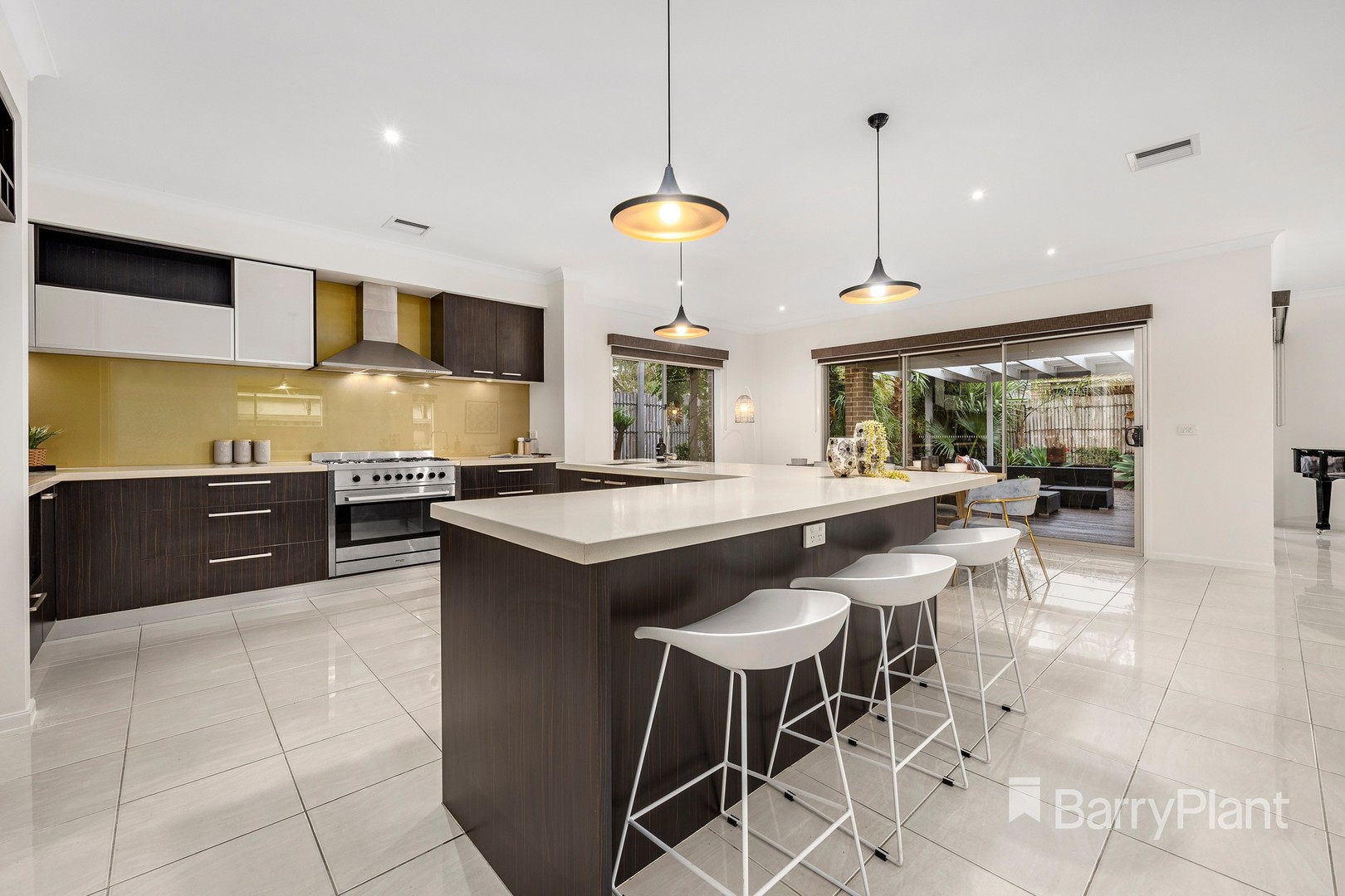 11 Fountain Drive, South Morang, VIC 3752, South Morang - Thumbnail 3