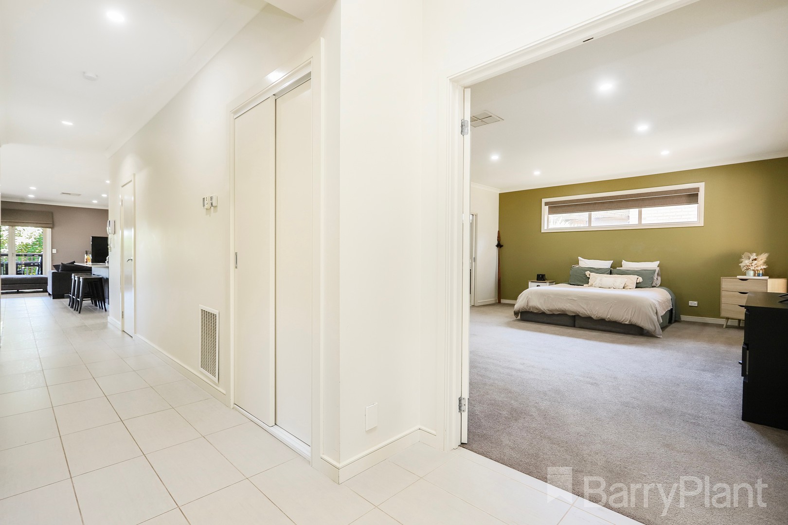 11 Fraserburgh Crescent, Greenvale, VIC 3059, Greenvale - Thumbnail 4