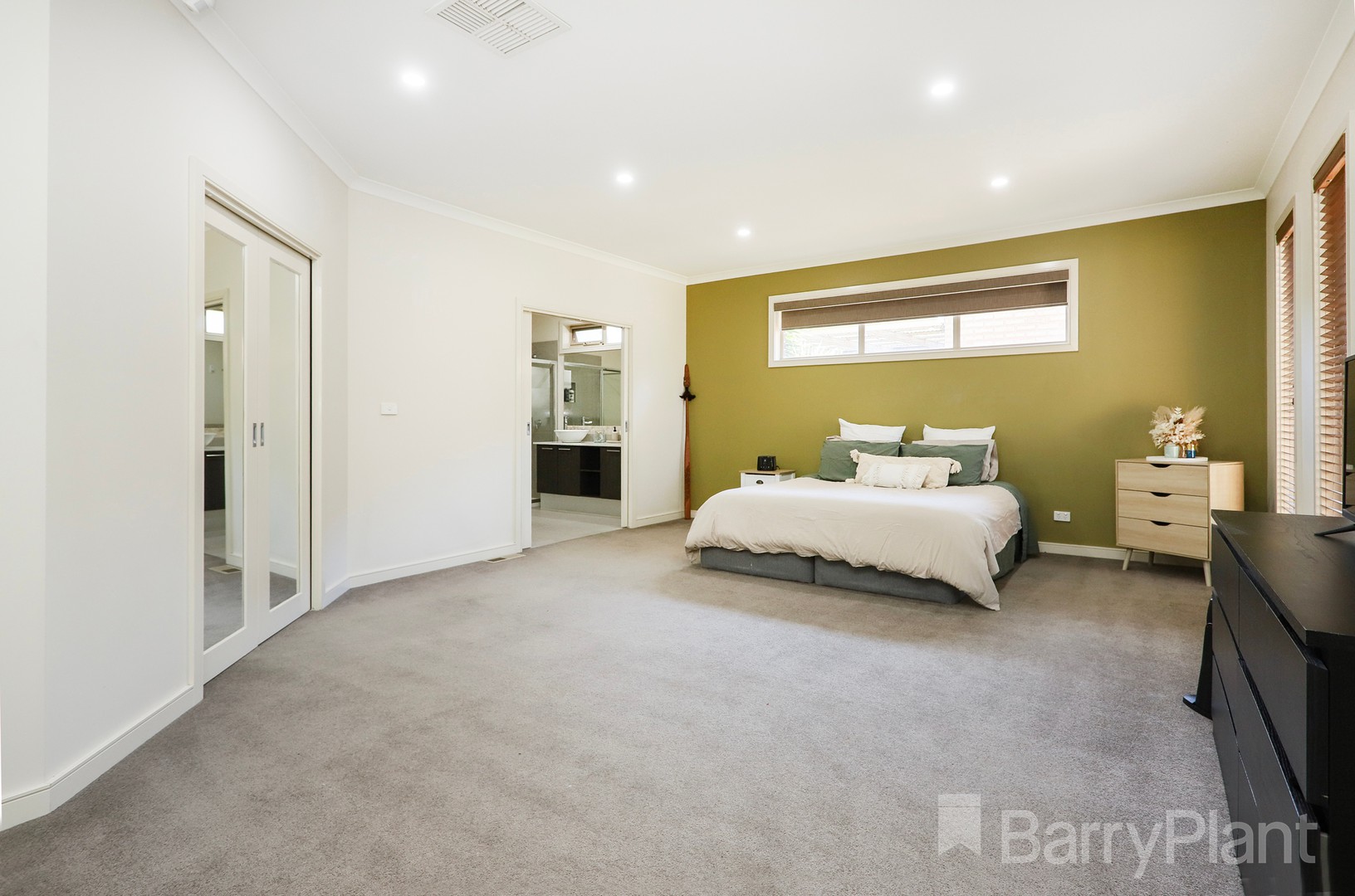 11 Fraserburgh Crescent, Greenvale, VIC 3059, Greenvale - Thumbnail 5