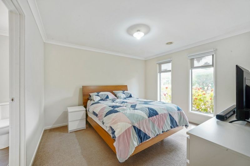 11 Garvey Ct, Highton, VIC 3216, Highton - Thumbnail 5