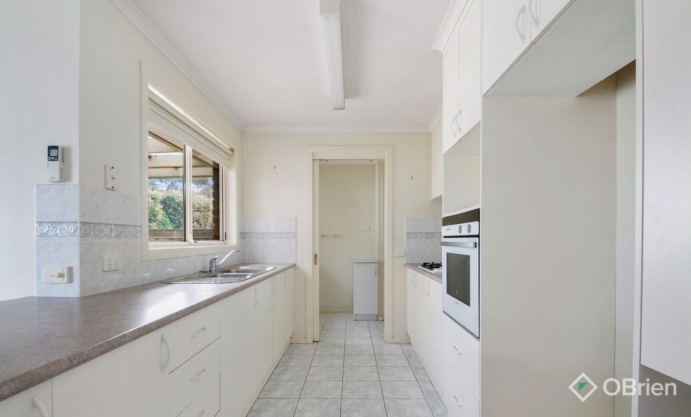 11 Gavin Close, Traralgon, VIC 3844, Traralgon - Thumbnail 3