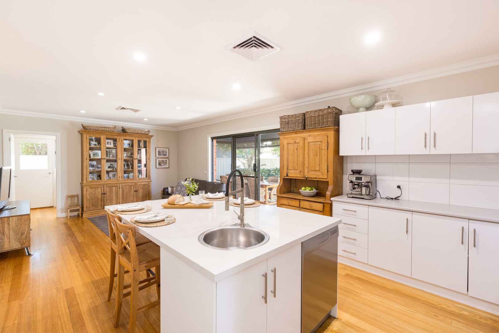 11 Georgia Court, Mildura, VIC 3500, Mildura - Thumbnail 4