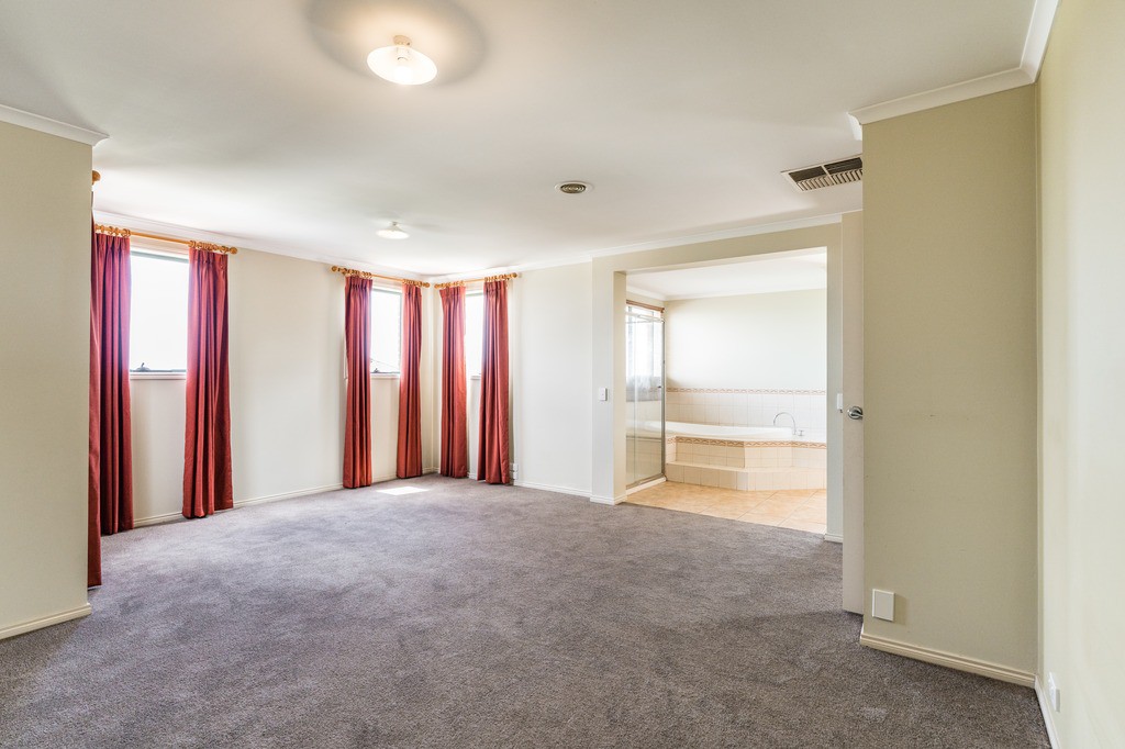 11 Giverny  Close, Highton, VIC 3216, Highton - Thumbnail 4