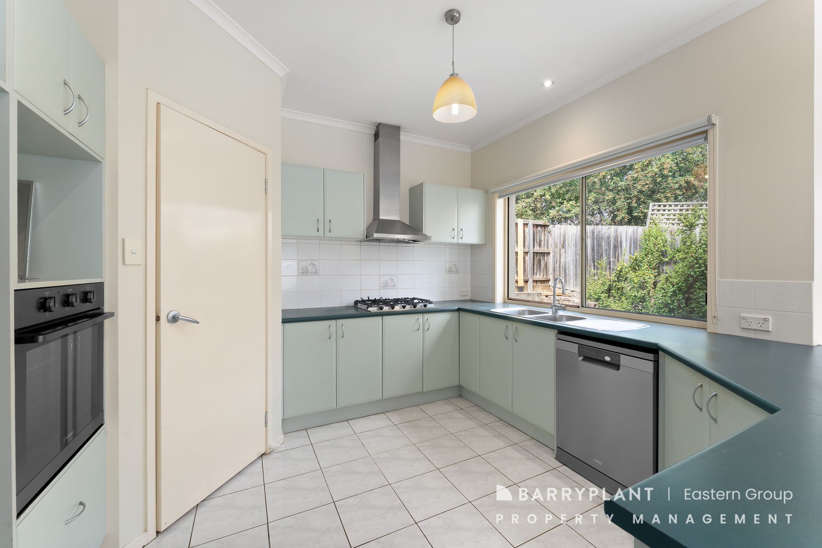 11 Golf Links Court, Doncaster, VIC 3108, Doncaster - Thumbnail 3