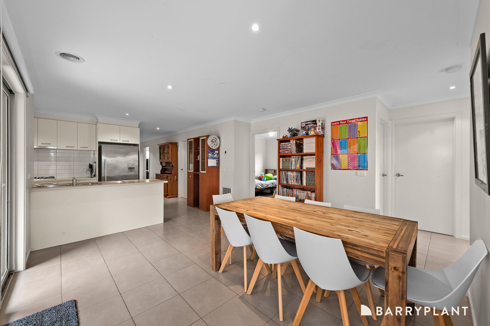 11 Goshawk Drive, Pakenham, VIC 3810, Pakenham - Thumbnail 3
