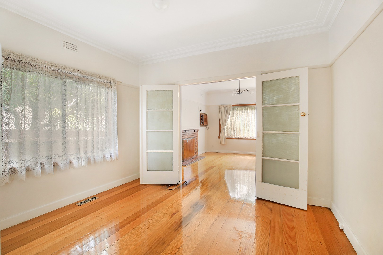 11 Grace Street, Watsonia, VIC 3087, Watsonia - Thumbnail 3