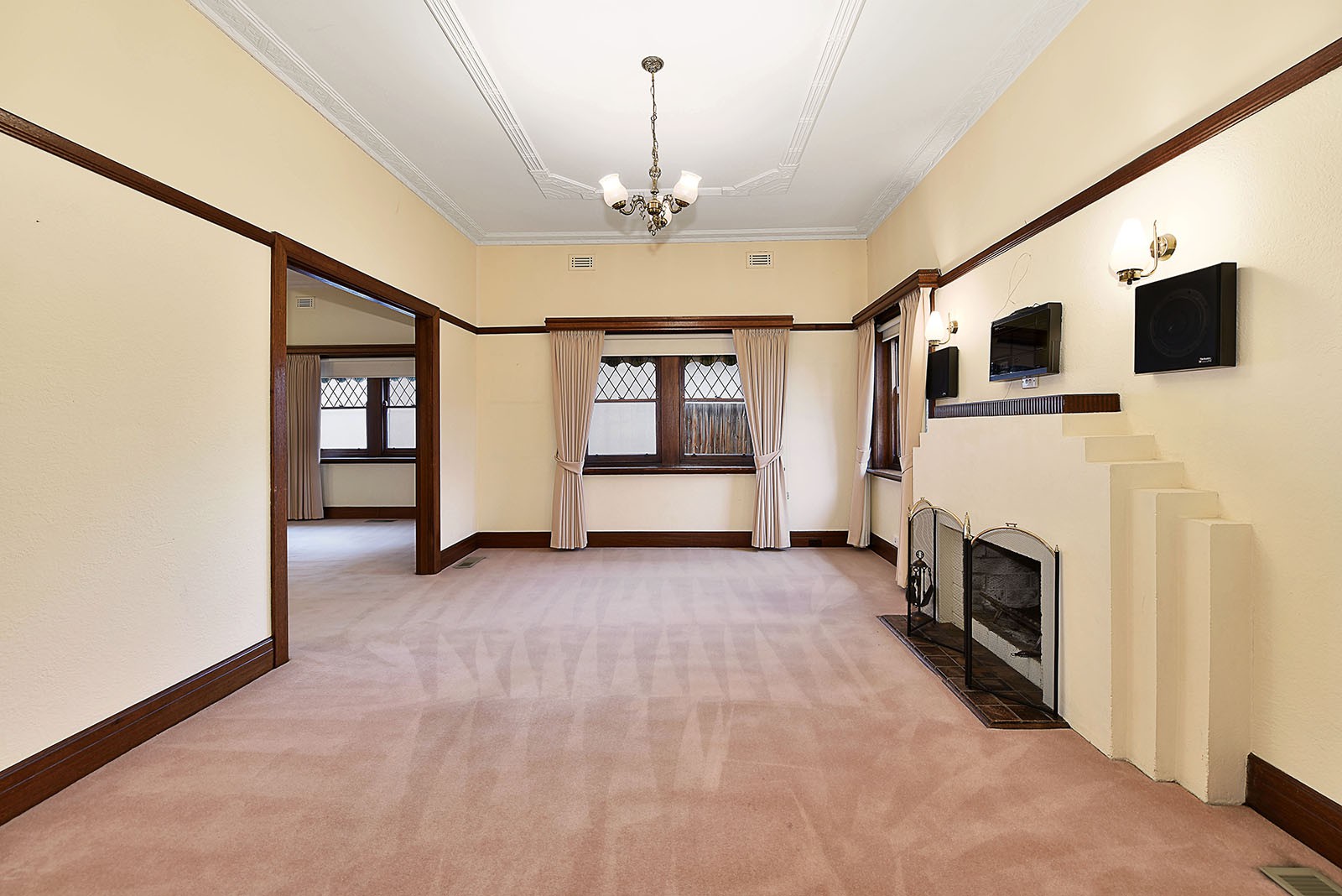 11 Grammar Street, Strathmore, VIC 3041, Strathmore - Thumbnail 2