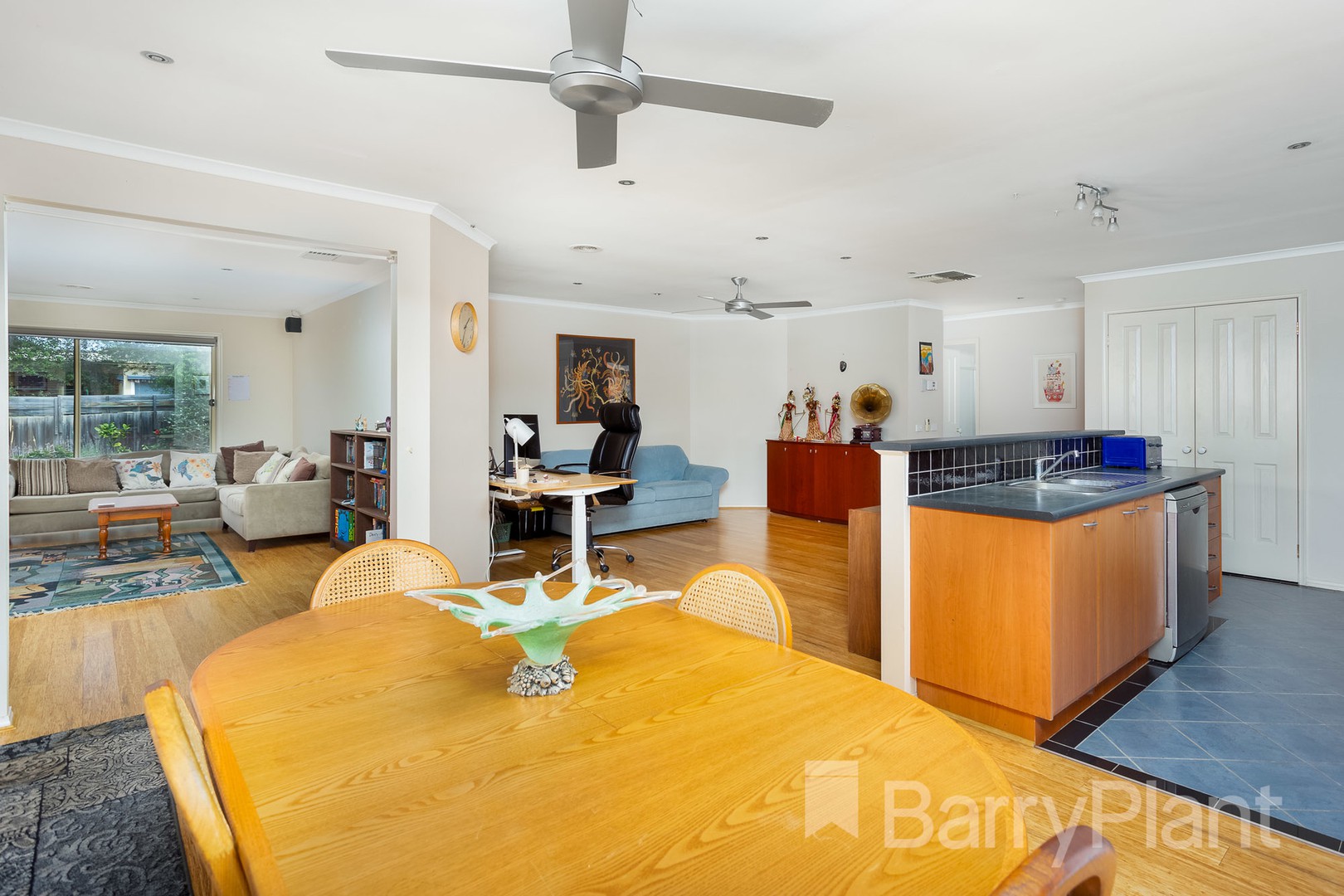 11 Grangemouth Drive, Point Cook, VIC 3030, Point Cook - Thumbnail 2