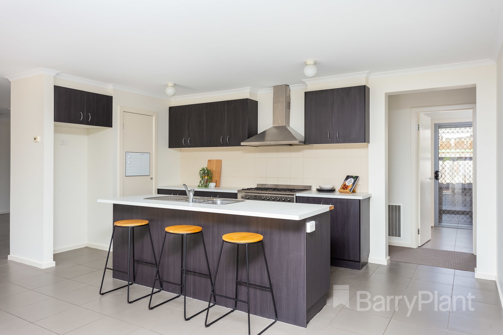 11 Half Moon Terrace, Sanctuary Lakes, VIC 3030, Sanctuary Lakes - Thumbnail 7