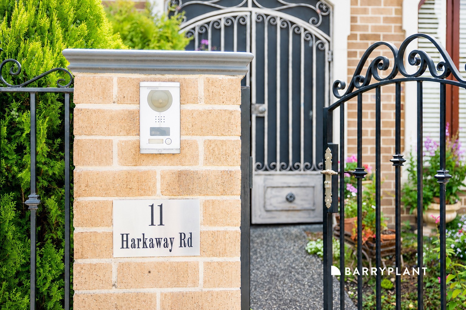 11 Harkaway Road, Berwick, VIC 3806 - Thumbnail 1 - 14/08/2026