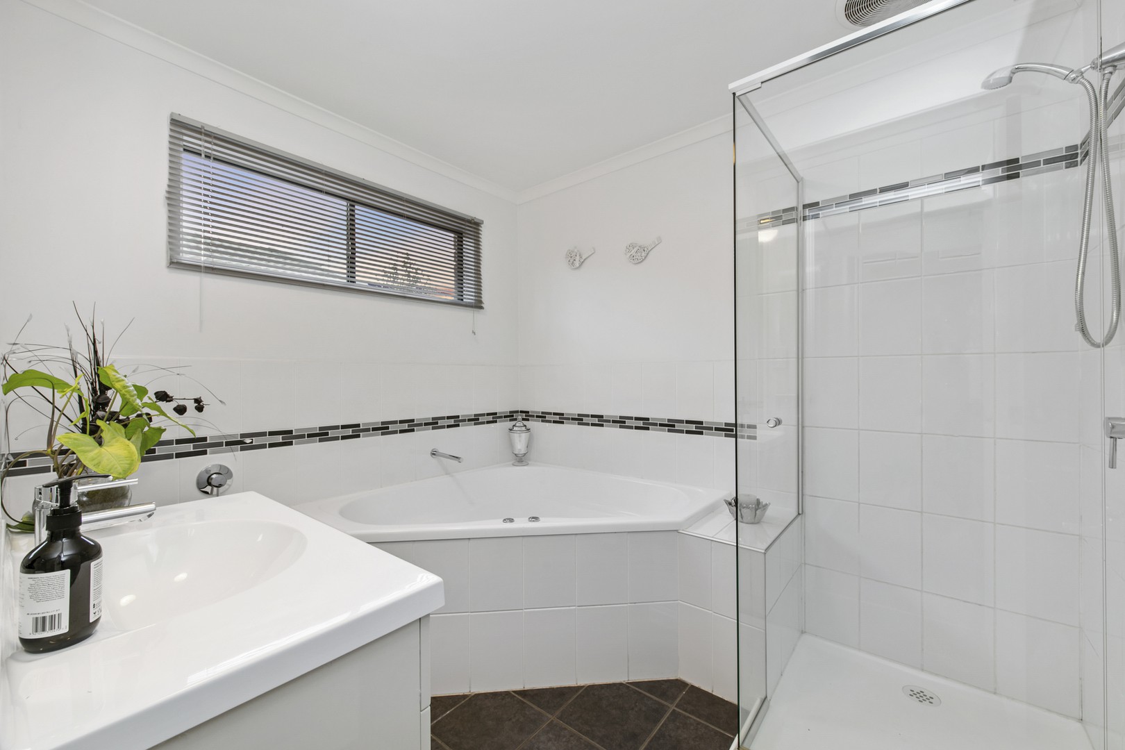 11 Harness Court, Sydenham, VIC 3037, Sydenham - Thumbnail 4