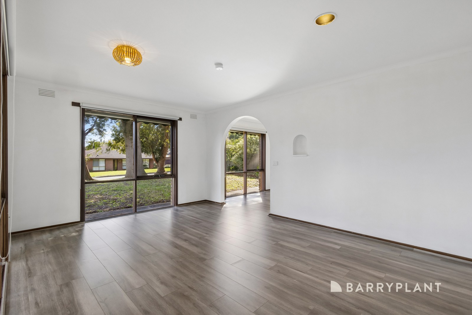 11 Harverson Drive, Rosebud, VIC 3939 - Thumbnail 2 - 07/09/2026