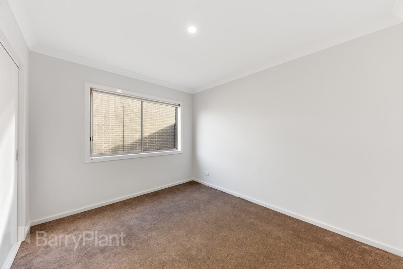 11 Hawking Crescent, Fraser Rise, VIC 3336, Fraser Rise - Thumbnail 6