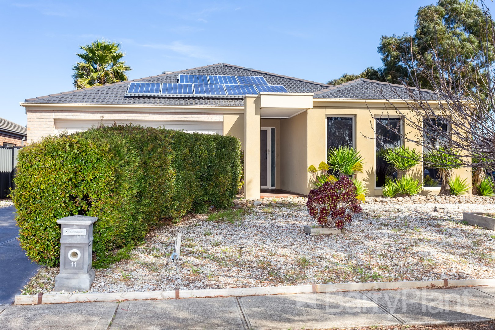 11 Hemlock Crescent, Point Cook, VIC 3030