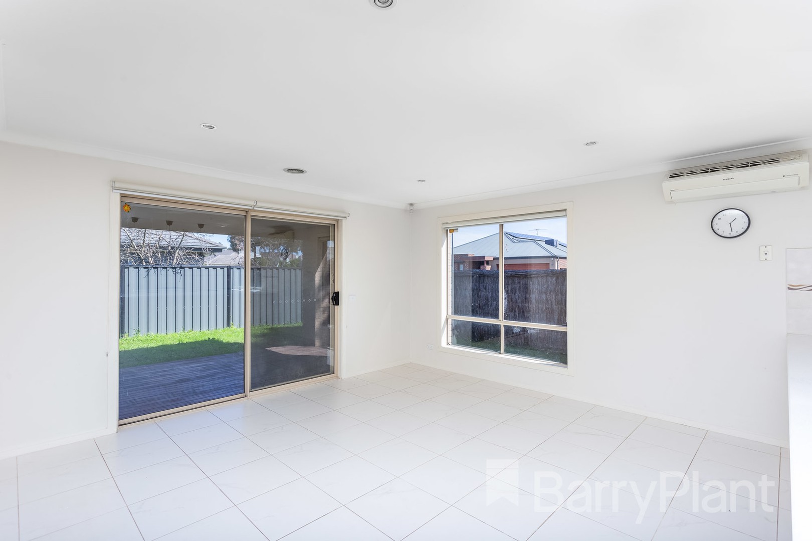 11 Hemlock Crescent, Point Cook, VIC 3030, Point Cook - Thumbnail 5