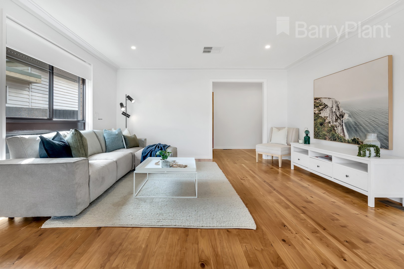 11 Henry Street, Reservoir, VIC 3073, Reservoir - Thumbnail 4