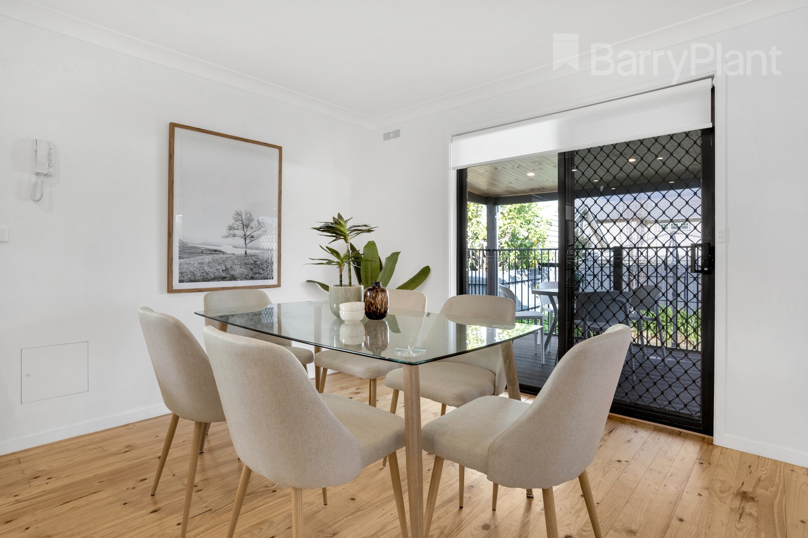 11 Henry Street, Reservoir, VIC 3073, Reservoir - Thumbnail 6