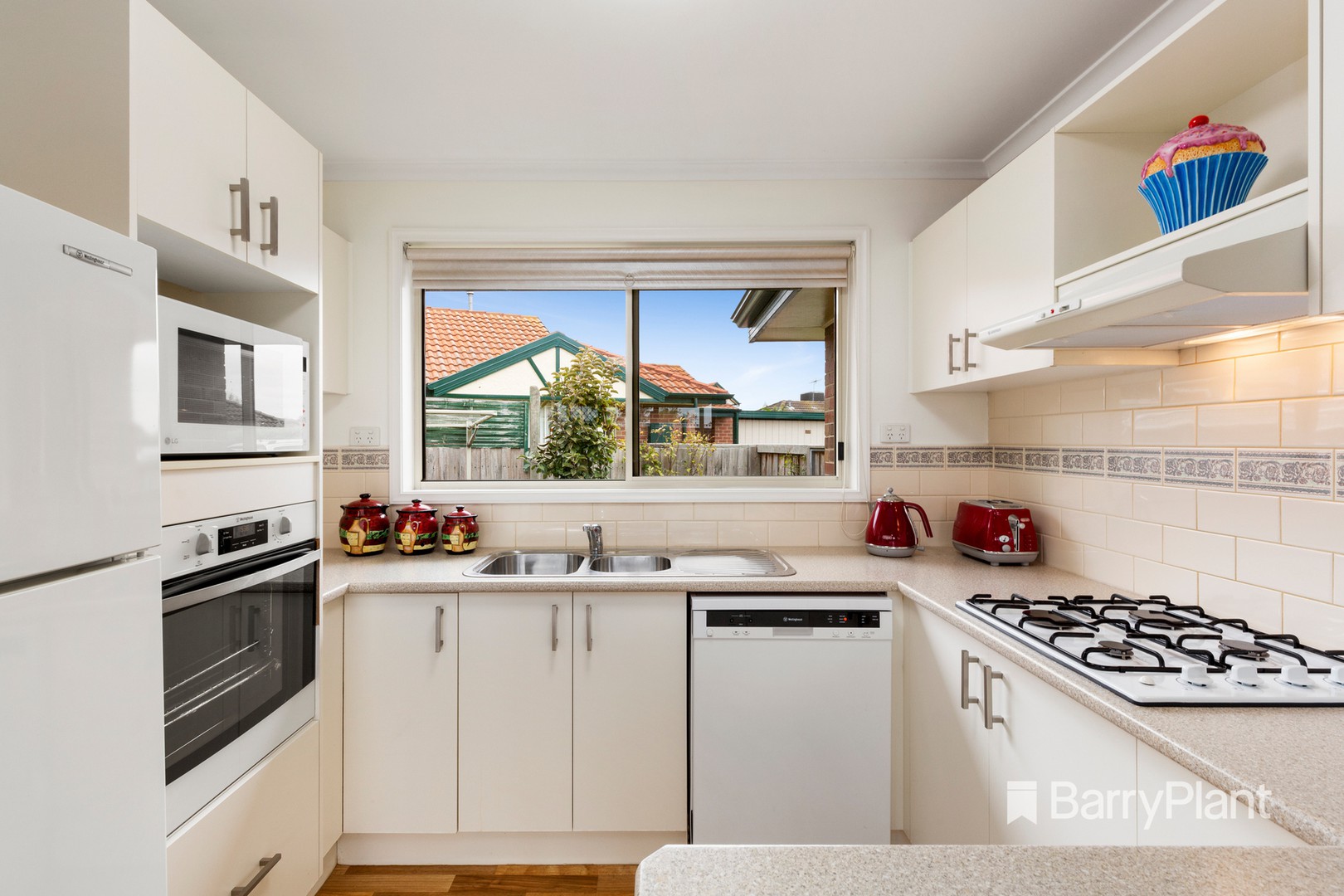 11 Hilltop Mews, Frankston, VIC 3199, Frankston - Thumbnail 3