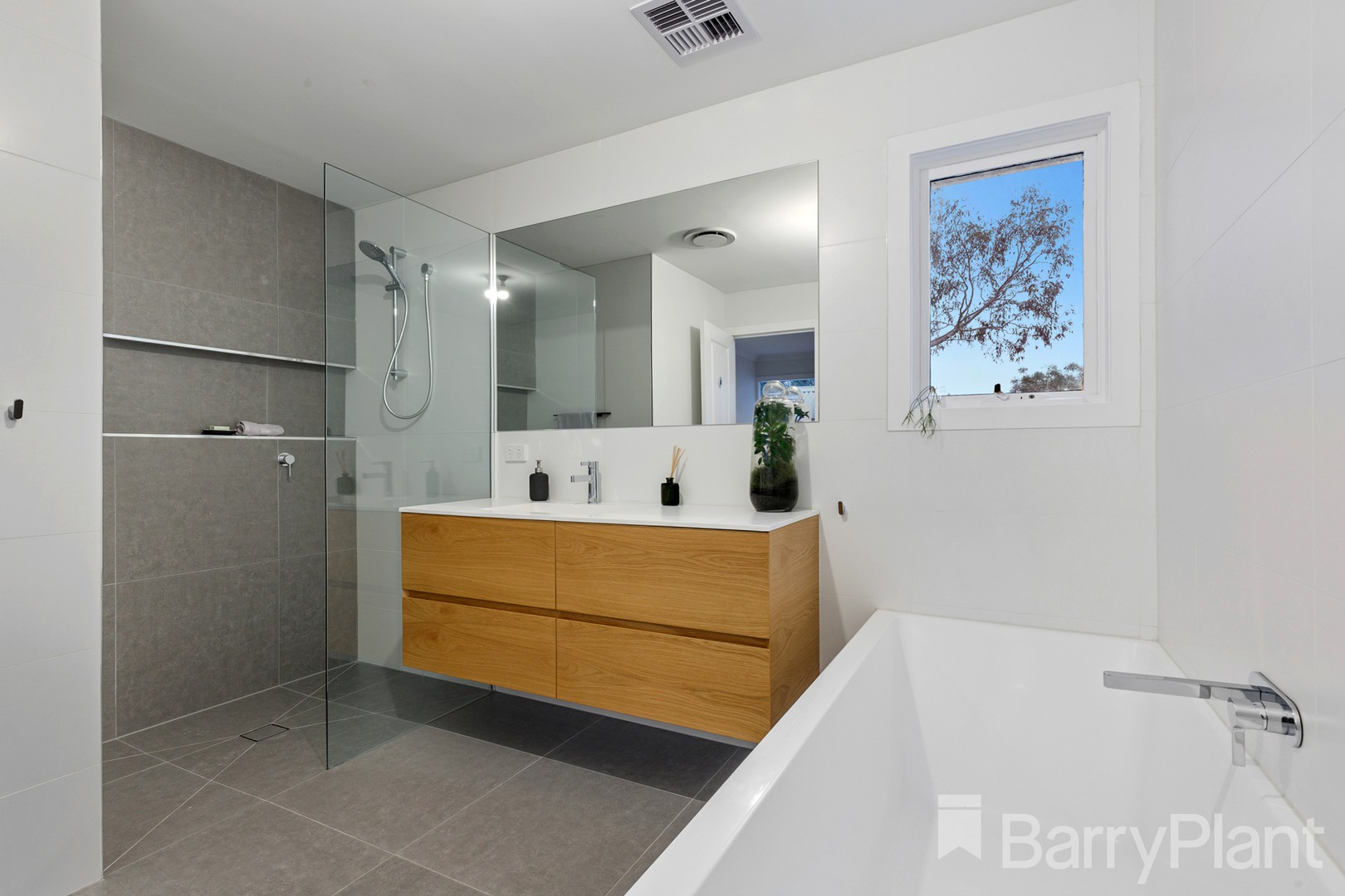 11 Hinkler Avenue, Macleod, VIC 3085, Macleod - Thumbnail 5