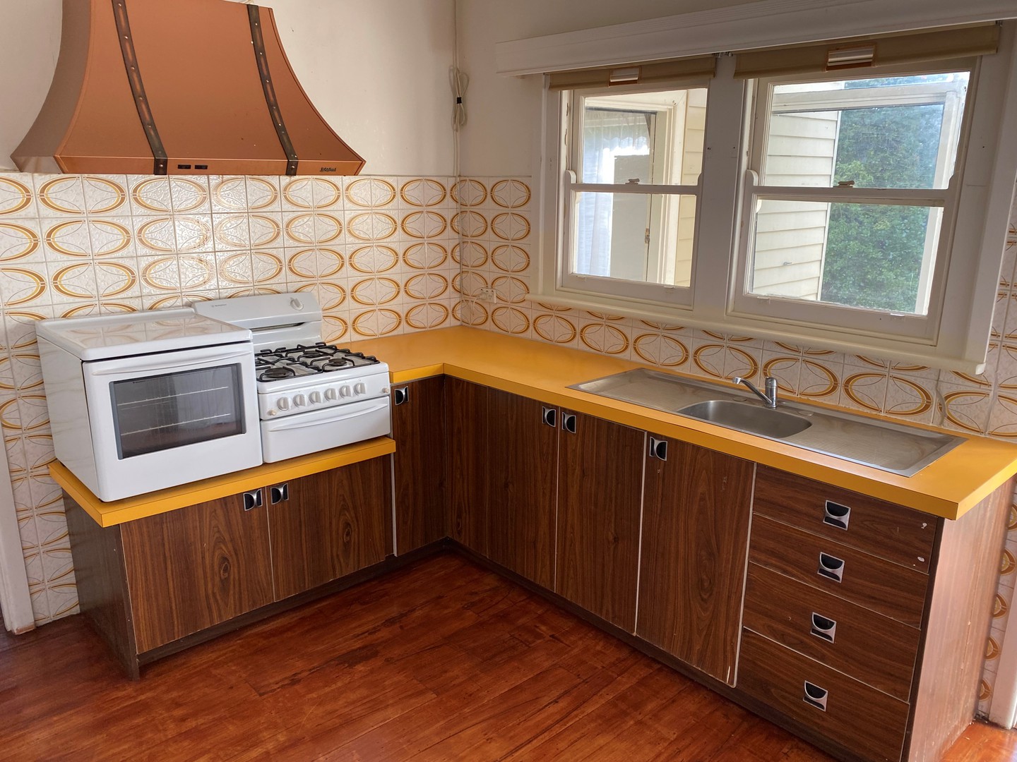 11 Hirst Street, Blackburn, VIC 3130, Blackburn - Thumbnail 3